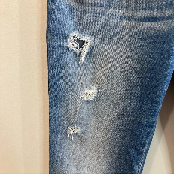 ST-JOHN Sz 8 Distressed Wiskering Mid-Wash Straight Leg Rosette on Pocket Jeans - Picture 2 of 11